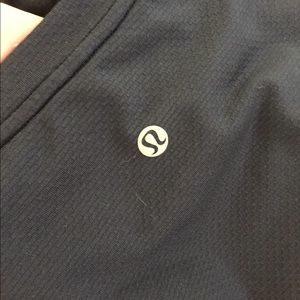 Two long sleeve lululemon shirts navy and black